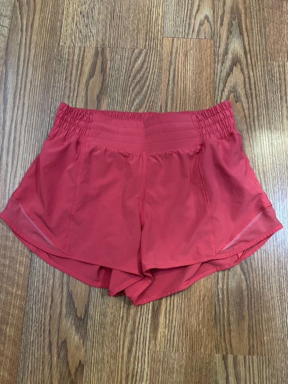 Lululemon Hotty Hot High-Rise Lined Short 2.5"
